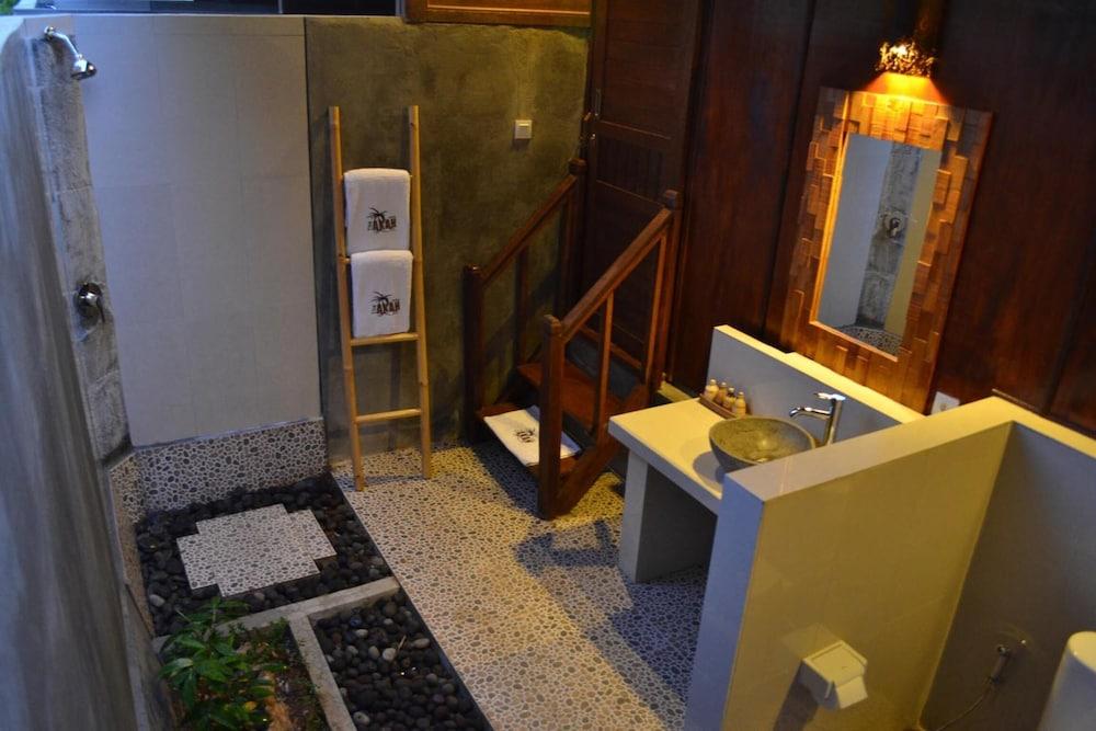 The Akah Cottage - Chse Certified Nusa Lembongan  Exterior photo